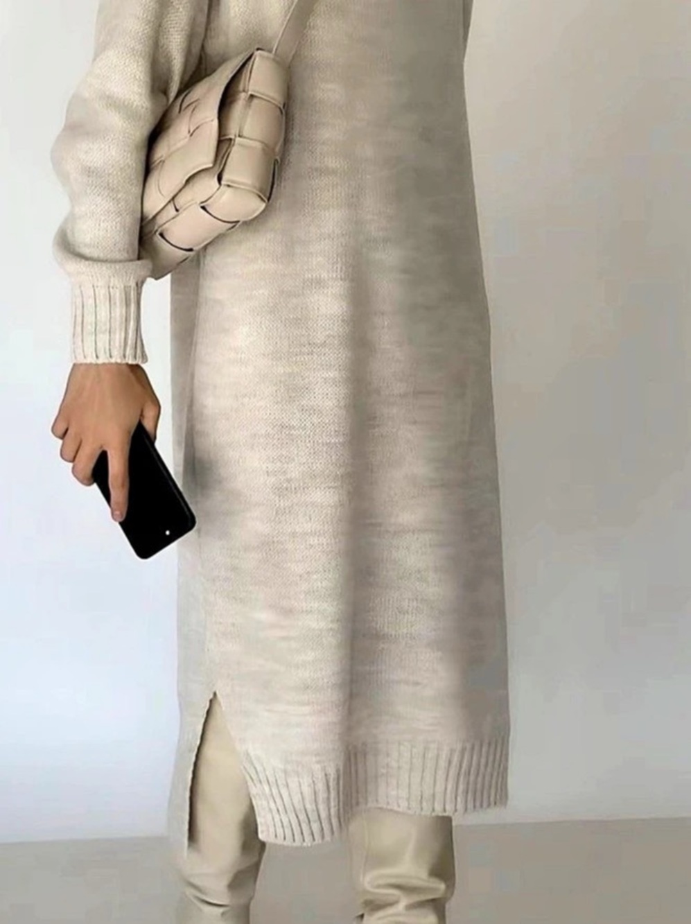 Cream V-Neck Sweater Dress Size XL Like New